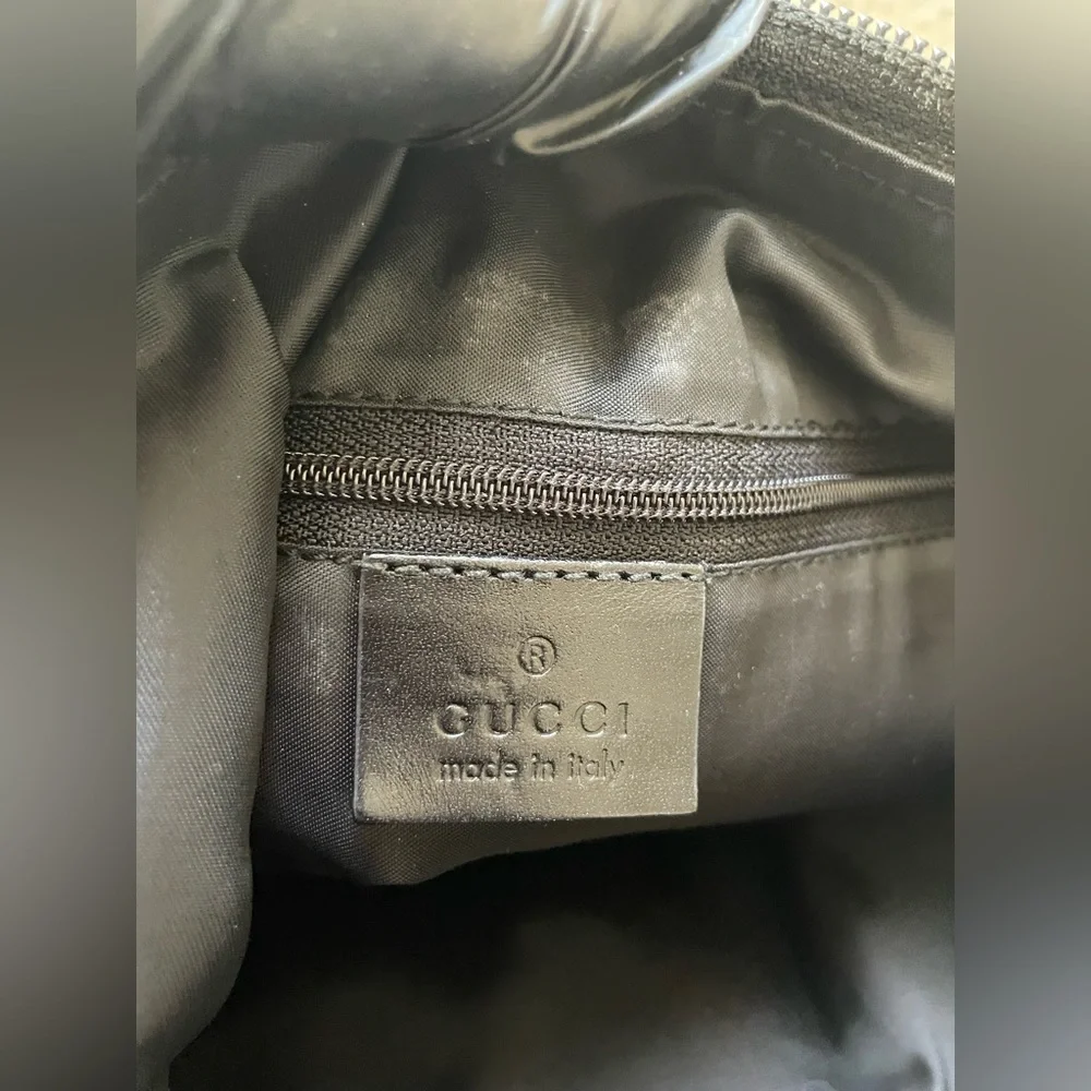 Gucci nylon hobo bag - Picture 2 of 10